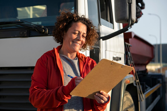 Vantagens e desvantagens de diferentes modais de transporte na importação